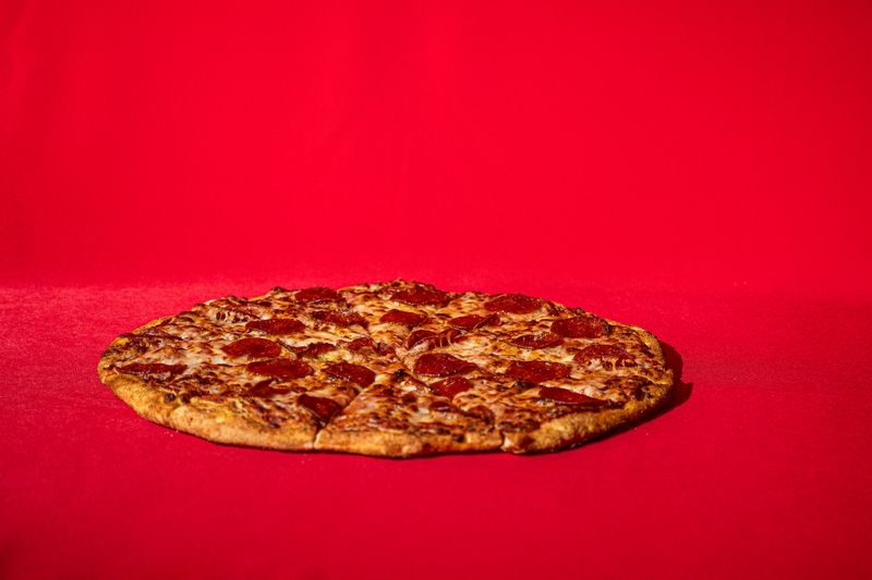 Party pizza catering package for medium events